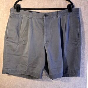 Brooks Brothers Men Pleated Chino Shorts Gray Cotton Size 40 
Lightweight Preppy